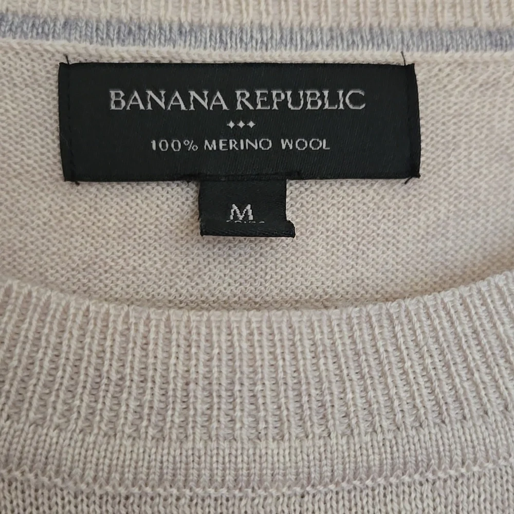 Banana Republic Men's Beige Striped 100% Merino Wool Sweater Size M